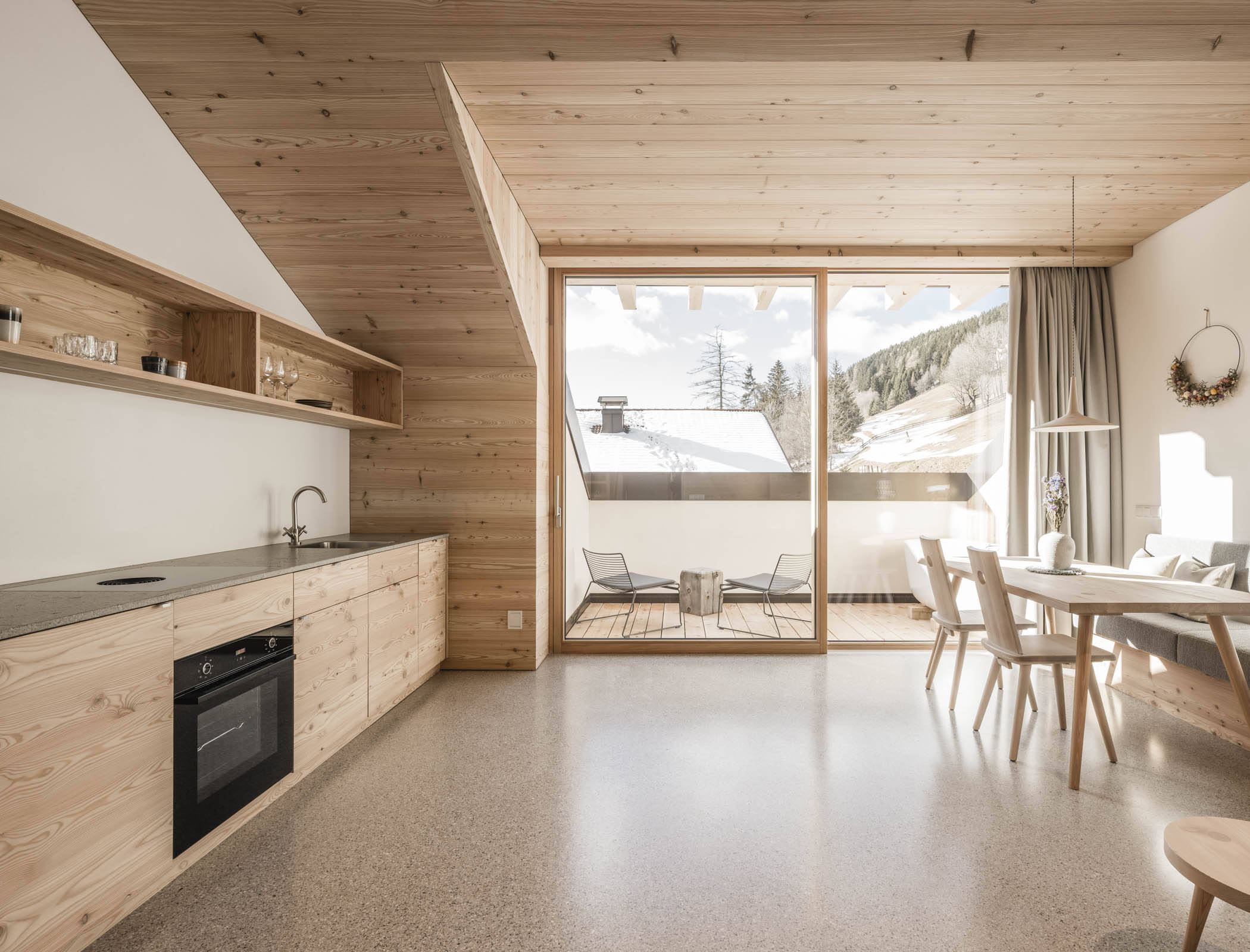 Ferienwohnung Karersee Wohnzimmer