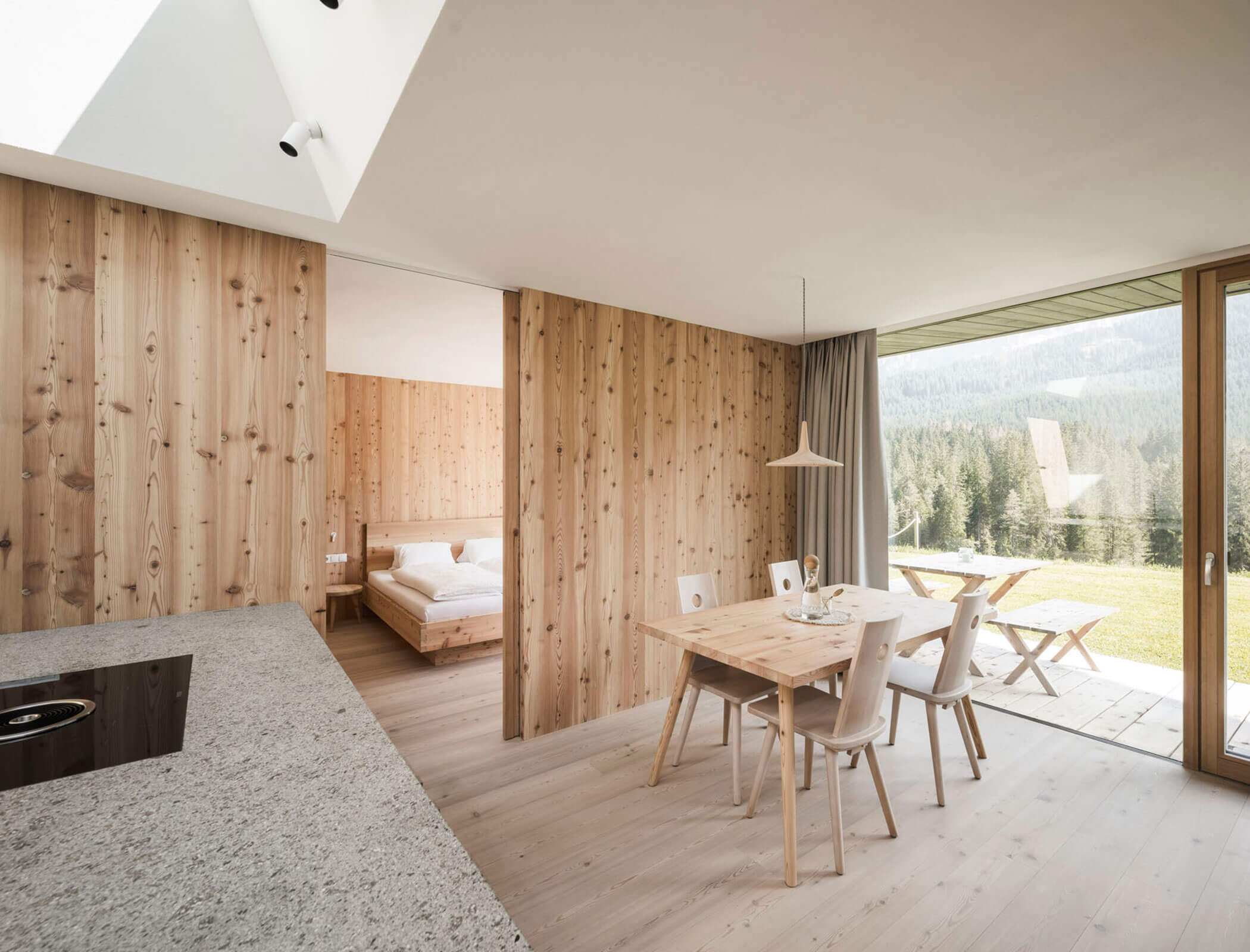 Lodge Diamantidi - Wohnküche mit Ausblick